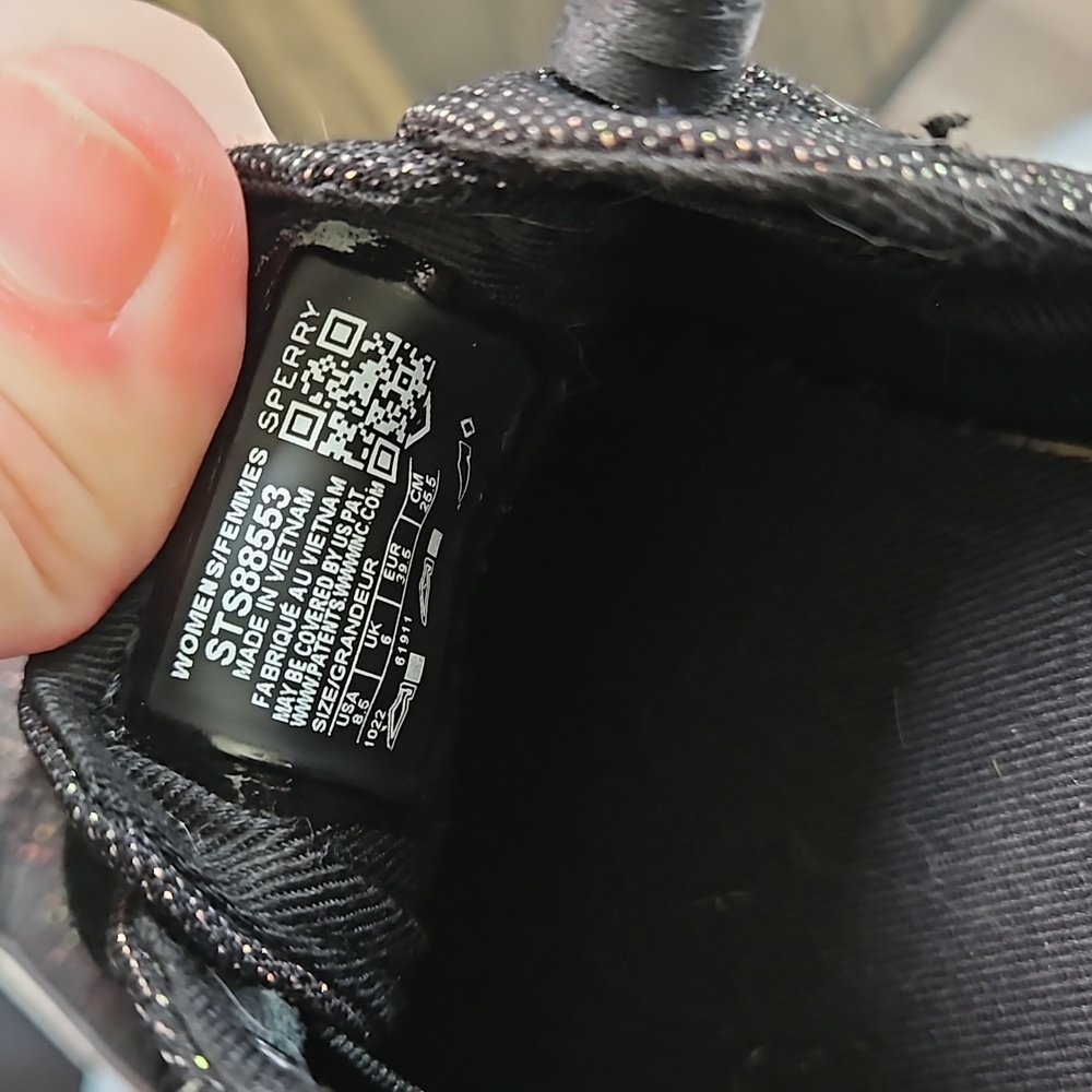 Sperry Shoes - Picture 2 of 4